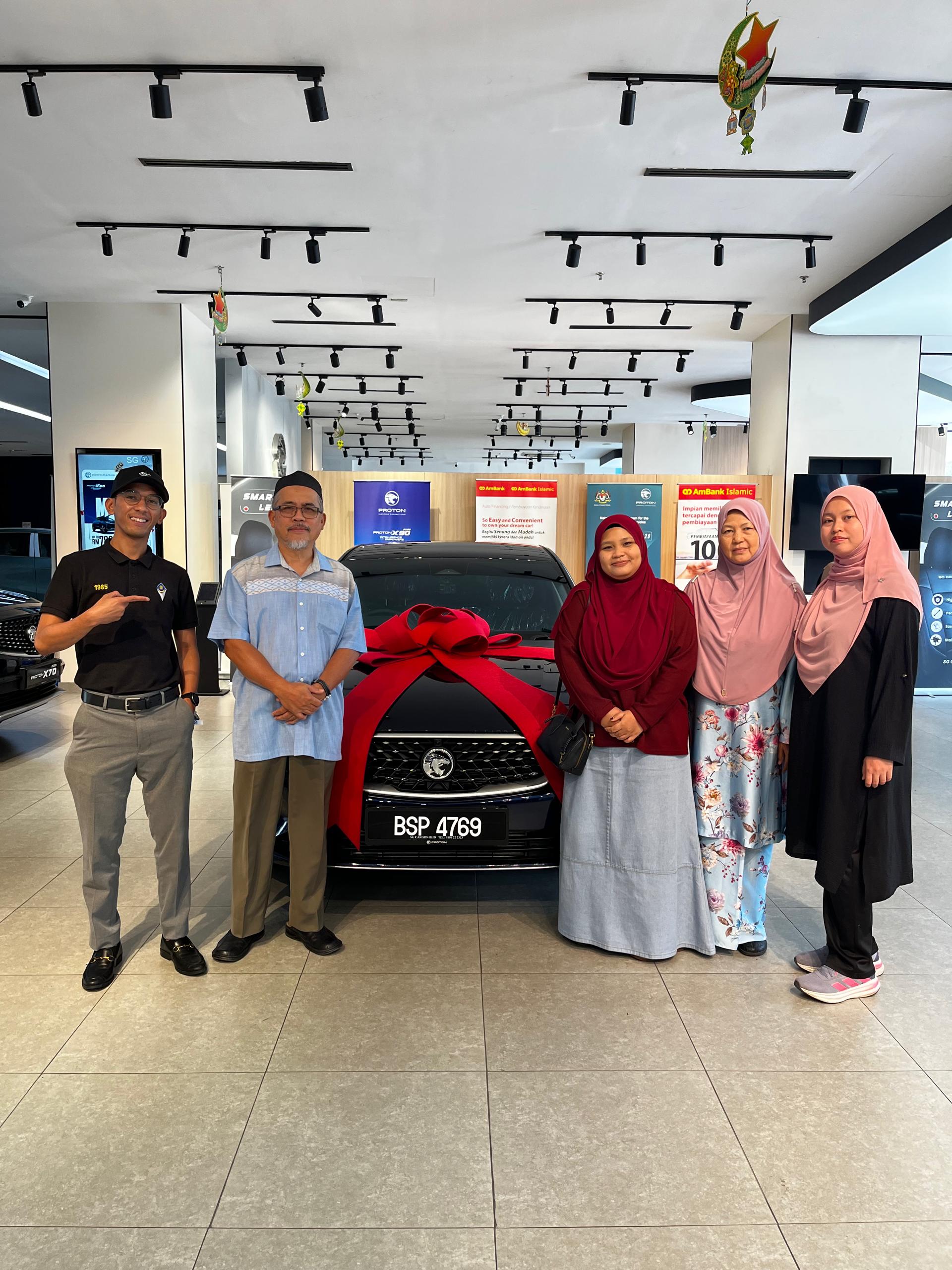 Syahmin Proton customer delivery 4